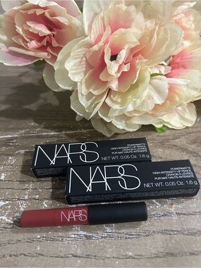 NARS Powermatte Lip Pencil - walkyrie ***two**